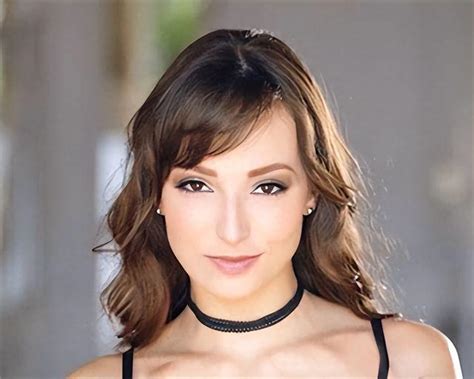 Lexi Luna Anal Porn Videos .